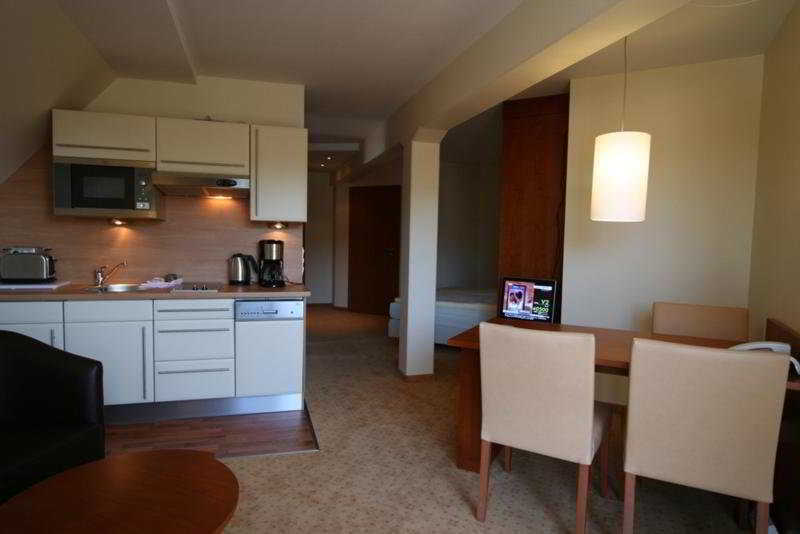 Hotel Atlantic Йюст Экстерьер фото